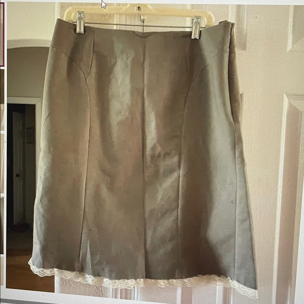 Kenar skirt with lace hem 14